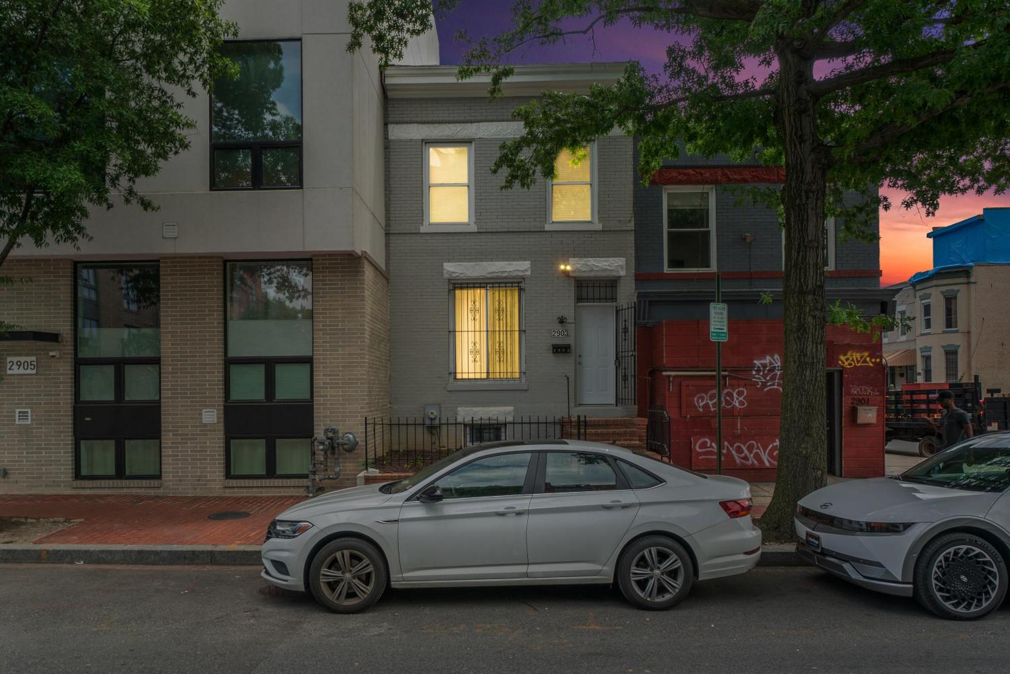 Close To Howard University , Unit #2 Вашингтон Екстериор снимка